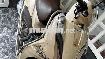 Honda Lead 2018 Vàng kem