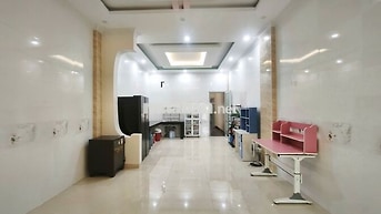 NHÀ 3 TẦNG MẶT TIỀN TRẦN NGUYÊN ĐÁN- CÓ THANG MÁY
