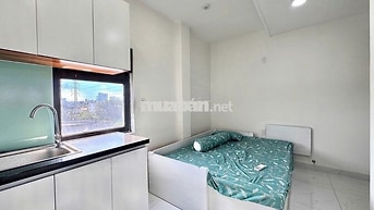 Siêu phẩm studio cửa sổ lớn full NT ngay sát Parc Mall mới keng