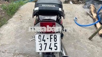 Honda Dream Nâu đỏ