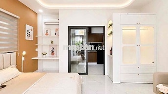 Căn hộ luxury 1 phòng ngủ có ban công thoáng mát