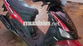 Yamaha xe tay ga Đỏ đen đã sử dụng