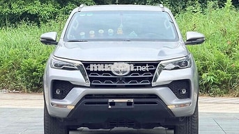 Toyota Fortuner 2024 Bạc 3000 km