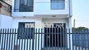 cho thuê xưởng Tân Hiệp HM DT 10x26 .1 trệt 1Lầu đườngxe tải giá 15 tr