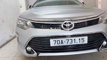 Toyota Camry 2.5Q 2017 Bạc 90.000 km