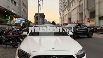 Mercedes-Benz E300 AMG Trắng