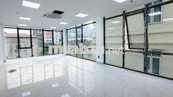 Nhà mới! Sàn văn phòng phố Hào Nam 75m2 giá 15tr