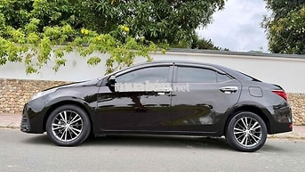 Toyota Corolla Altis 1.8G 2019 Số tự động