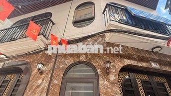 Nhà phố 60 m² · 11 PN · Đường Phạm Văn Đồng