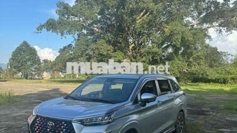 Toyota Veloz 2022 Top Bạc