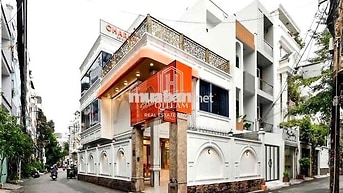 NGANG 15M CHO THUÊ GÓC 2 MẶT TIỀN SƯ VẠN HẠNH QUẬN 10