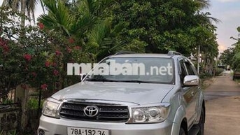 Toyota Fortuner 2009  máy dầu