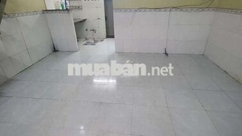 NHÀ SẠCH SẼ,DT4,5*9M,2PN,GÁC ĐÚC LỮNG,PHÒNG TRÊN RẤT RỘNG,GẦN CHỢ