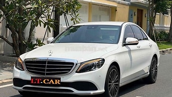 Mercedes C200 Exclusive 2020 Trắng 34.000 miles