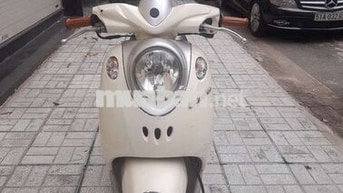 Xe tay ga Honda CLASSICO 2008 Thái Lan màu Kem