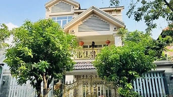 Chỉ 240 triệu/m2 sở hữu ngay nhà ngang 10 mét, hầm 3 tầng KĐT APAK.