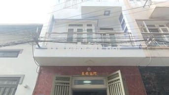 Nhà cho thuê 4 lầu gồm 4pn và 5wc! Hẻm xe hơi, gần AEON Bình Tân