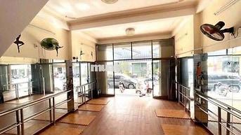cho thuê nguyên căn 3 tầng mặt tiền Đỗ Quang