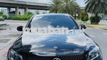 Mercedes-Benz C300 AMG 2019 Đen 1 chủ giữ gìn