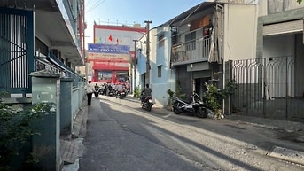 MT HẺM 654 LẠC LONG QUÂN , 1,65 TỶ TL