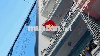 Cho thuê nhà nguyên căn phố Minh Khai 30m2 x5T giá 8.3 triệu/1th