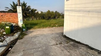 Bán nhanh lô đất DT 85m2,gần KCN Xuyên Á,SHR công chứng ngay