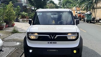 Vinfast VF3 2025 Trắng 17.000 Km. sạc ko giới hạn