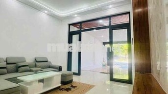 Cho Thuê Nhà 2Phòng Ngủ Ở & Mở VP Phú Tân Gần TP. Mới Bình Dương