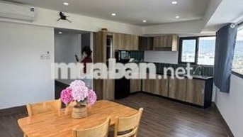 CHO THUÊ CĂN HỘ 2 PHÒNG NGỦ VÀ 1 BẾP THÔNG KHÁCH