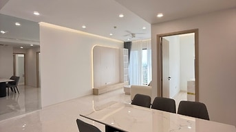 Cho Thuê Căn Góc 85m2, 2PN,Nội thất mới 100%, Cao Cấp LH: 0906233195