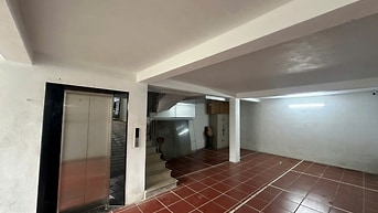 Cho thuê nhà nguyên căn 240m2 , mt12m tại Văn phú, phù hợp mọi mô hình