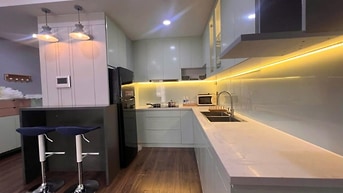 Chung cư The Flemington (Quận 11) căn hộ 96m2- 3 phòng ngủ giá 22tr/th