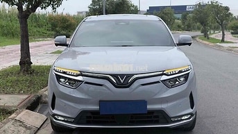 VinFast VF8 Plus 2025 Xám 20.000 km