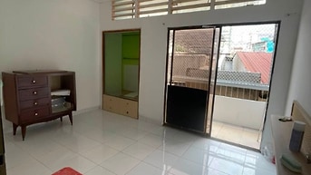 Chung cư Đất Thánh cho thuê căn thang bộ lầu 2 1PN giá thuê 7tr5/tháng