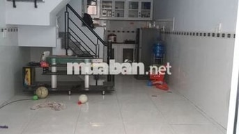 Nhà riêng cho gia đình thuê 2PN 2VS 1PK 1PB 1 sân phơi, khu để xe máy