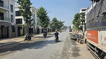 cô có phòng của nhà đang hoàn thiện chuẩn bị ở tại Biệt Thự Thanh hà, 