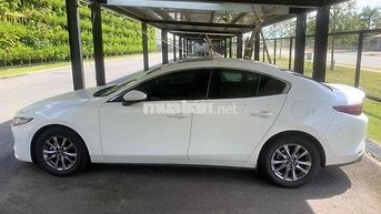 Mazda 3 Trắng Premium