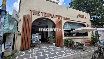 Sang quán cafe bistro có hồ Koi 180m² Bình Thạnh, có bếp, full setup