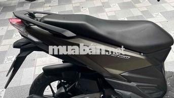 Honda Vario 150cc 2018 Vàng cát