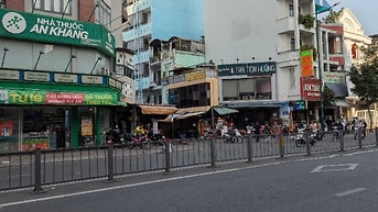 Nhà gần cổng ĐH Công Nghiệp TPHCM - cách 50m đi bộ - Khu cho thuê 