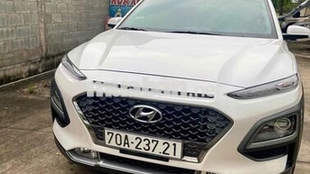 Hyundai Kona 1.6 T Tự động Trắng 9915 km