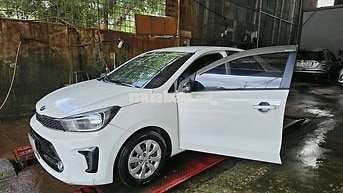 Kia Soluto 2019 Số sàn 12 vạn Trắng