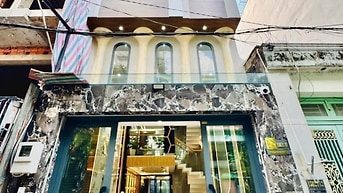 Nhà 4 lầu THANG MÁY Cao cấp hẻm xe hơi Phạm Văn Chiêu, P9, Q.Gò Vấp, g