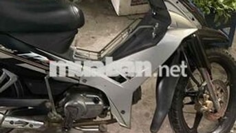 Yamaha Sirius Bạc đen Thể thao