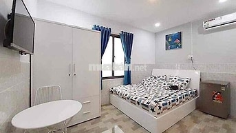 Cho thuê studio cửa sổ trời giá rẻ gần Lotte, KCX, rộng thoáng Q7