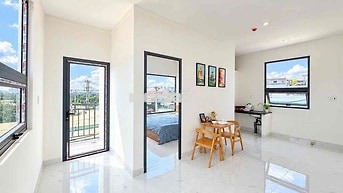 khai trương căn hộ dịch vụ 1pn tại Làng Đại học full nội thất ban công