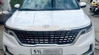 Kia Carnival 7 chỗ Trắng