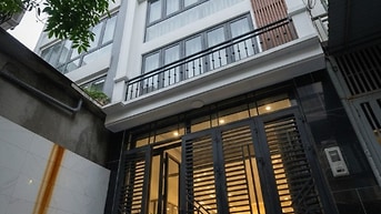 Cho Thuê Nhà Phố Ngọc Trục - Đại Mỗ 35m2 ,5 tầng ,4PN Nhà  Mới 