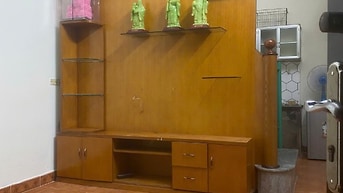 Cho thuê nhà ở nguyên căn,4 tầng,tại phố Vân Đồn,Bạch Đằng,Hà Nội