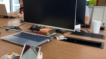 Thanh lý 92 tài sản gồm laptop, macbook, monitor đã qua sử dụng